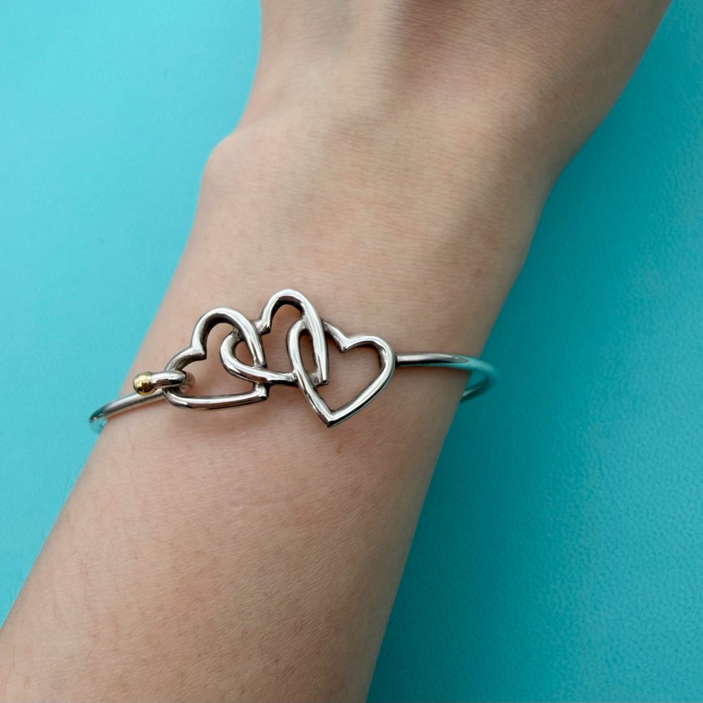 Tiffany & Co. Rare euc triple heart vintage 1990 bangle